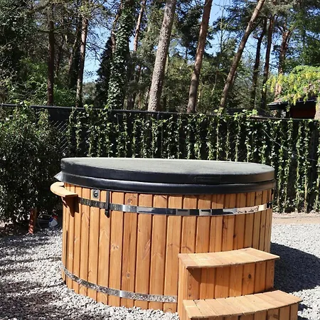 Luxe Houten Wellness Boshuisje Met Prive Hottub - Solea