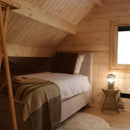 Holiday home Luxe Houten Wellness Boshuisje Met Prive Hottub - Solea